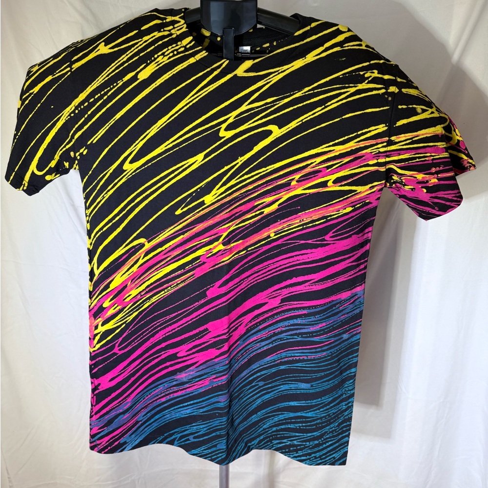 Have It Tall Dynamic Swirl Men's Short Sleeve Tee Colorful Crew Neck Casual LT